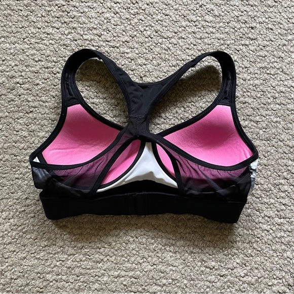 PINK Victoria’s Secret Sports Bra - Picture 2 of 3